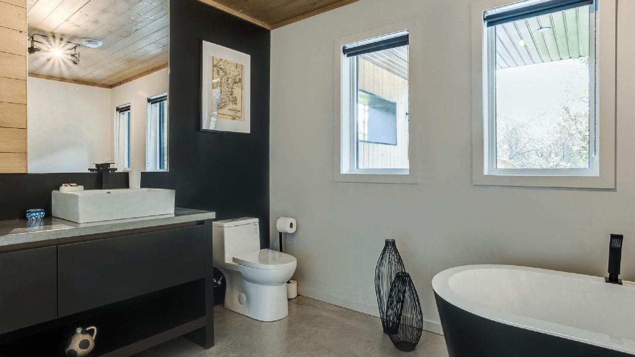 Photo of Bathroom in Shefford
