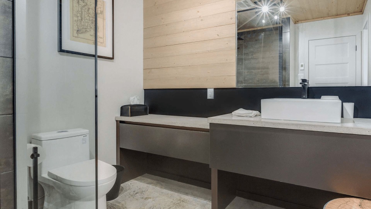 Photo of Bathroom in Shefford