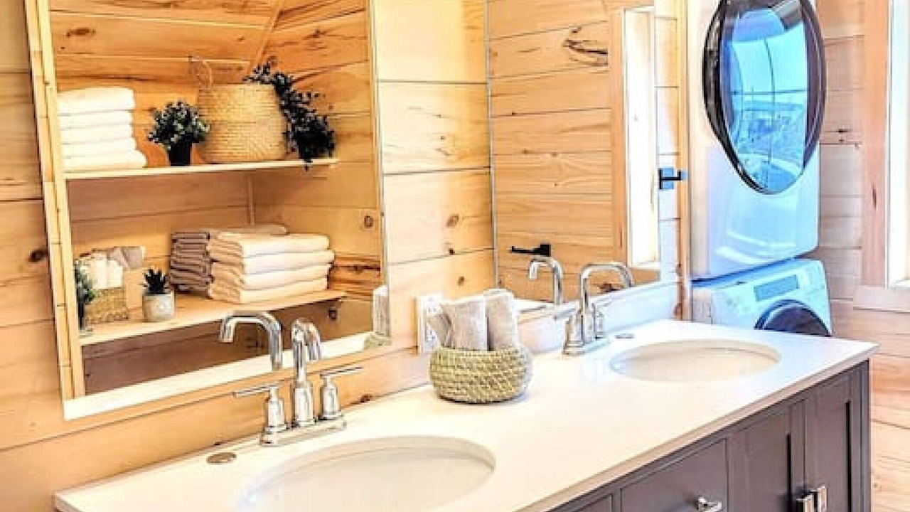 Photo of Bathroom in Cheticamp