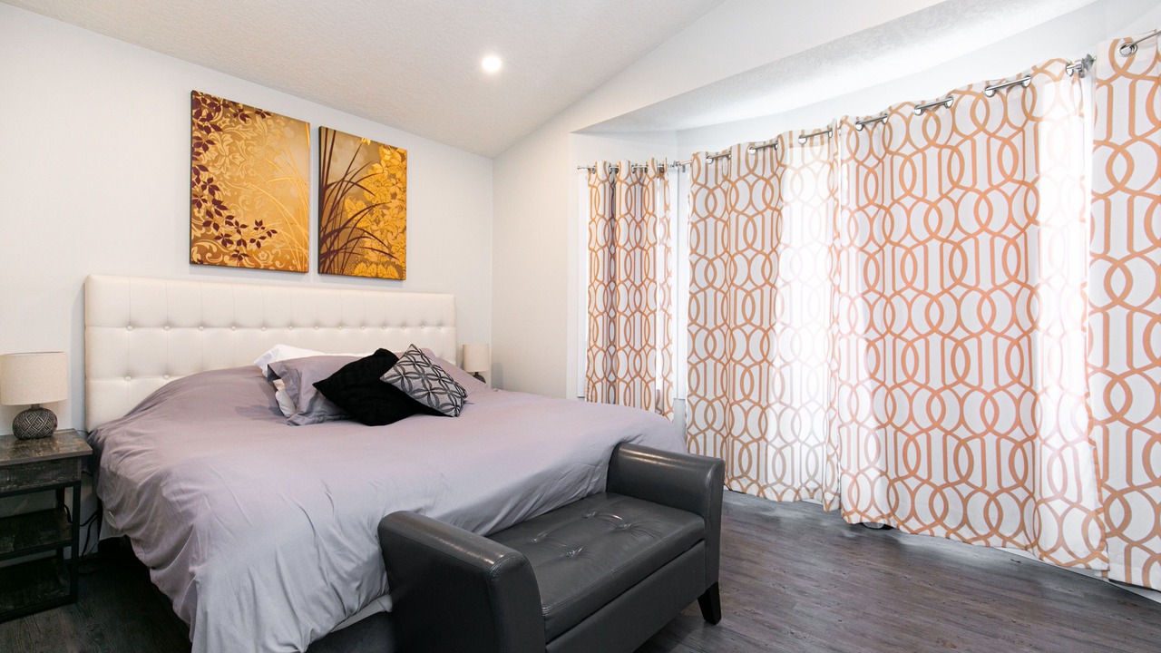 Photo of Bedroom in Colwood