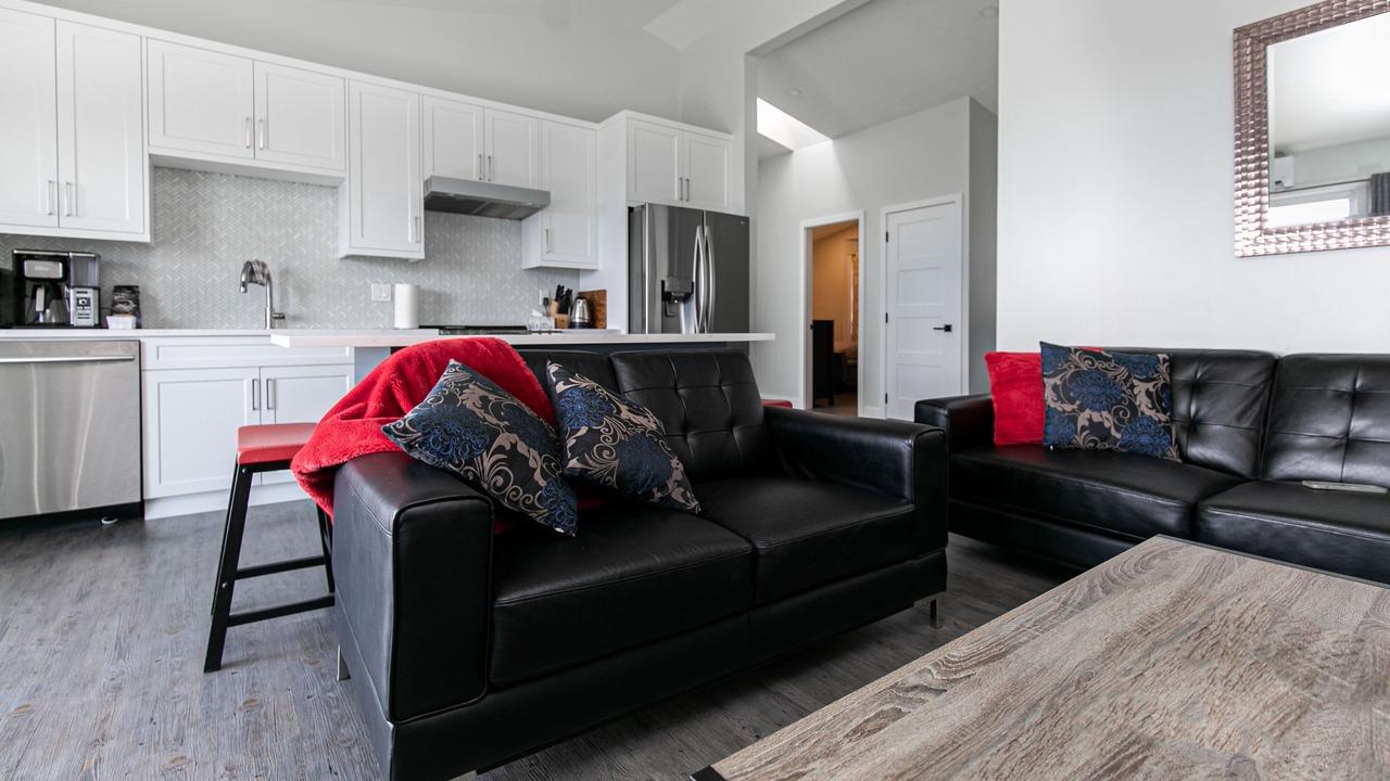 Photo of Livingroom in Colwood