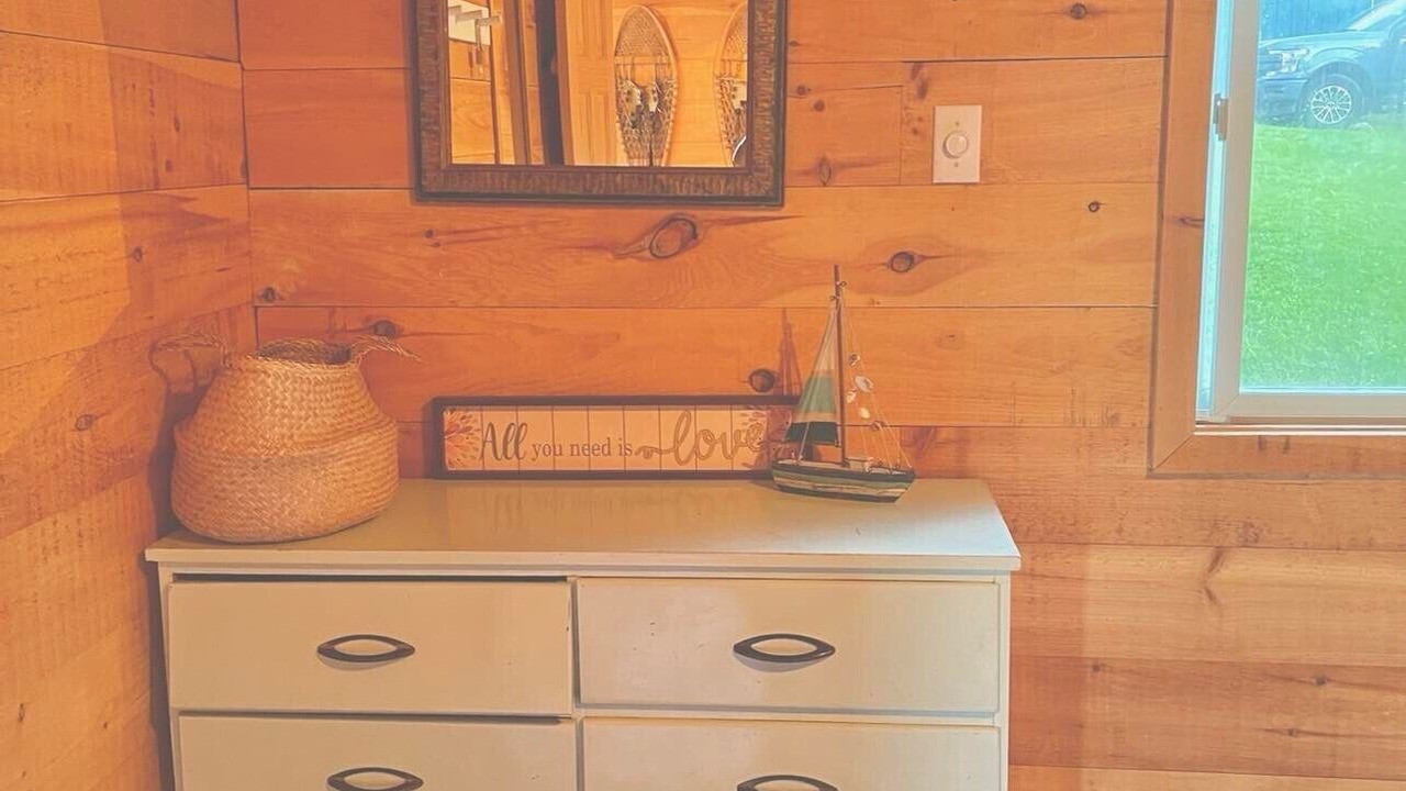 Photo of Bedroom in Muskoka Lakes