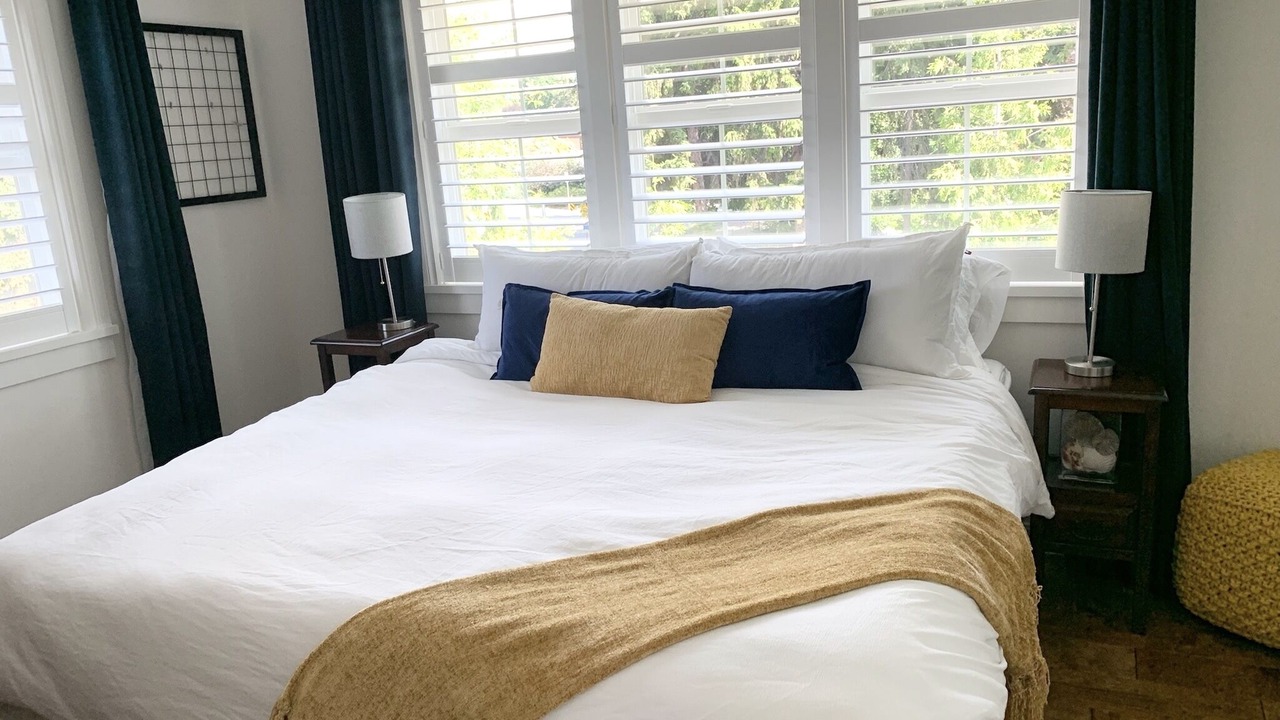 Photo of Bedroom in South Central