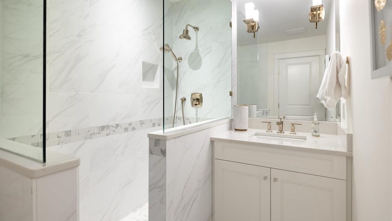 Photo of Bathroom in South Central