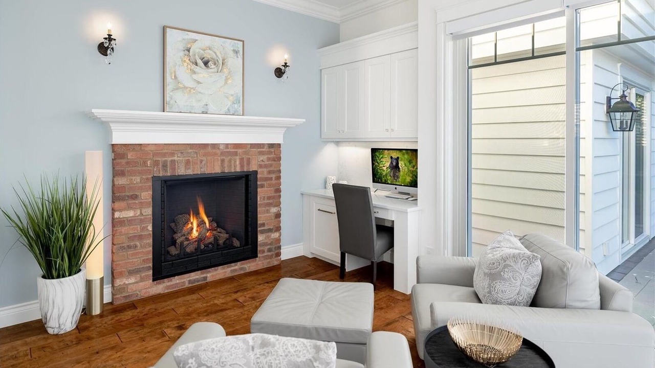 Photo of Livingroom in South Central