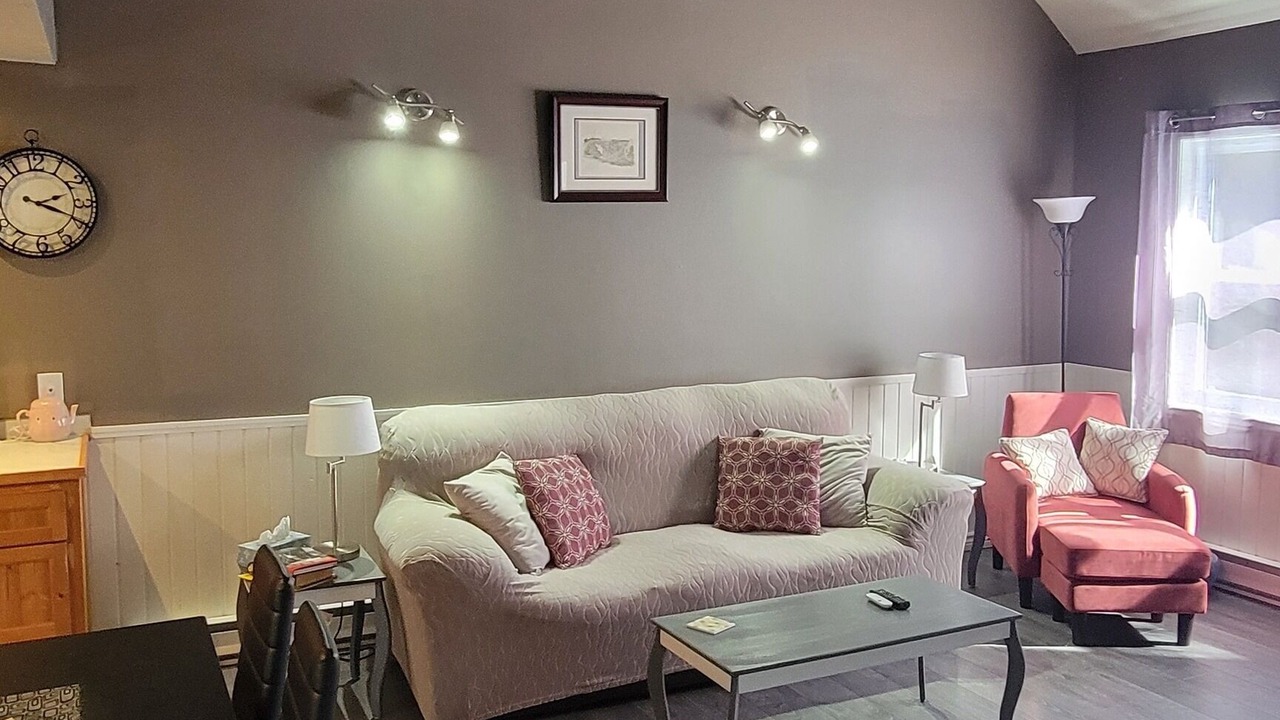 Photo of Livingroom in West Isles