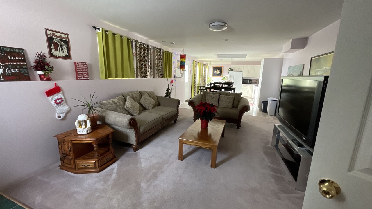 Photo of Livingroom in Lone Butte