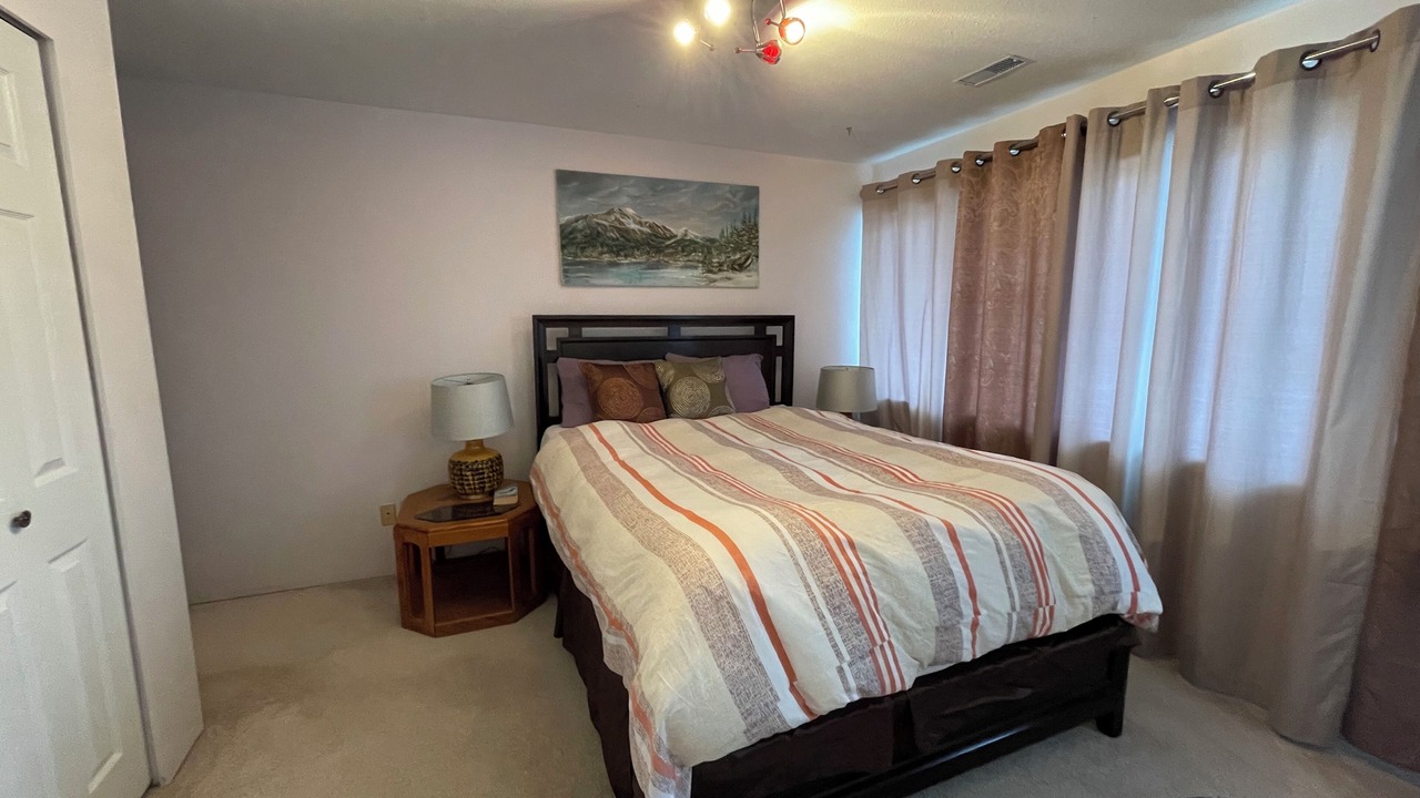 Photo of Bedroom in Lone Butte