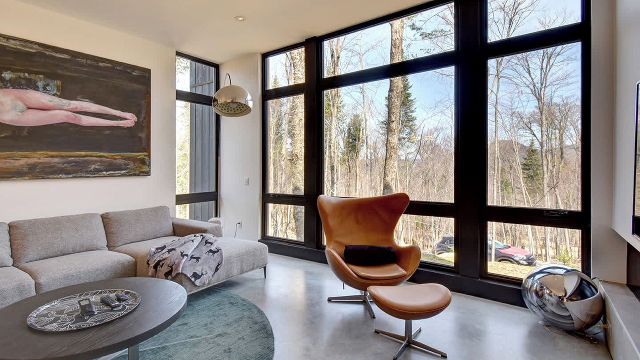 Photo of Livingroom in Lac-Superieur