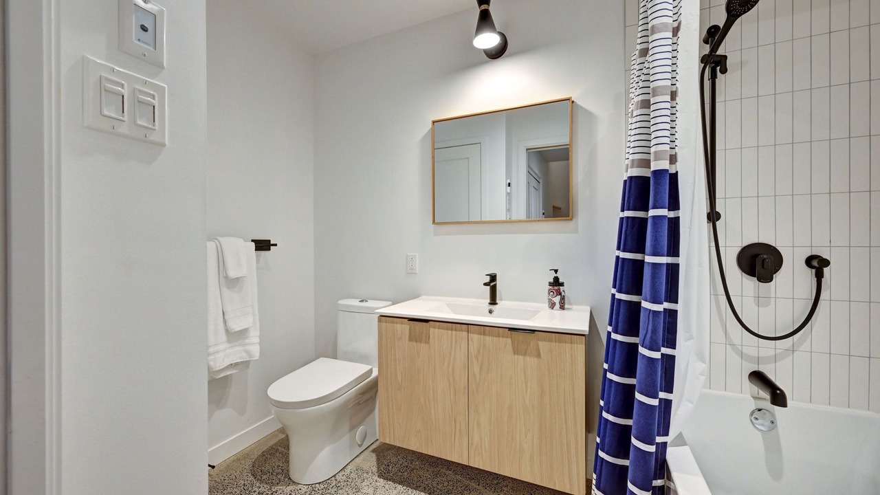 Photo of Bathroom in Pointe-Saint-Charles