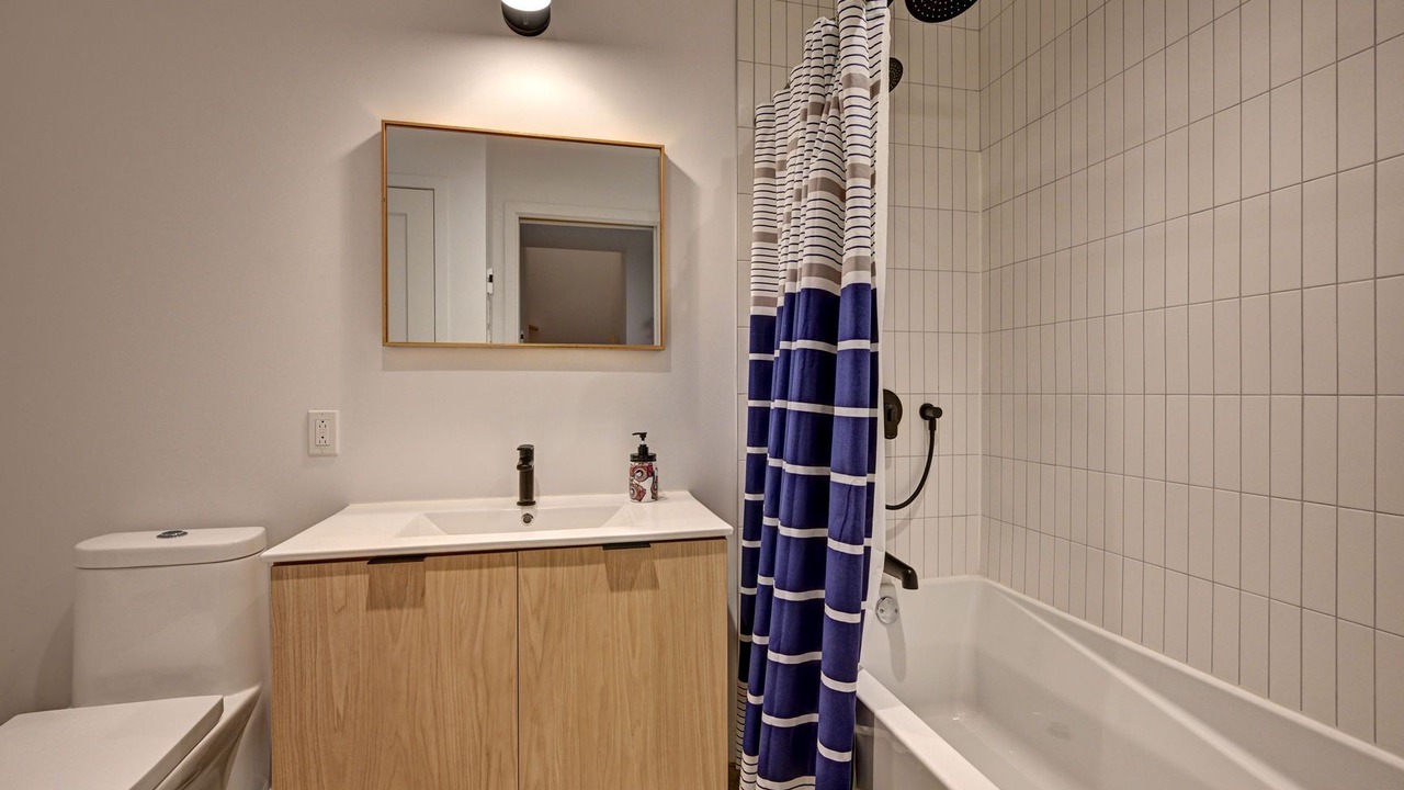 Photo of Bathroom in Pointe-Saint-Charles