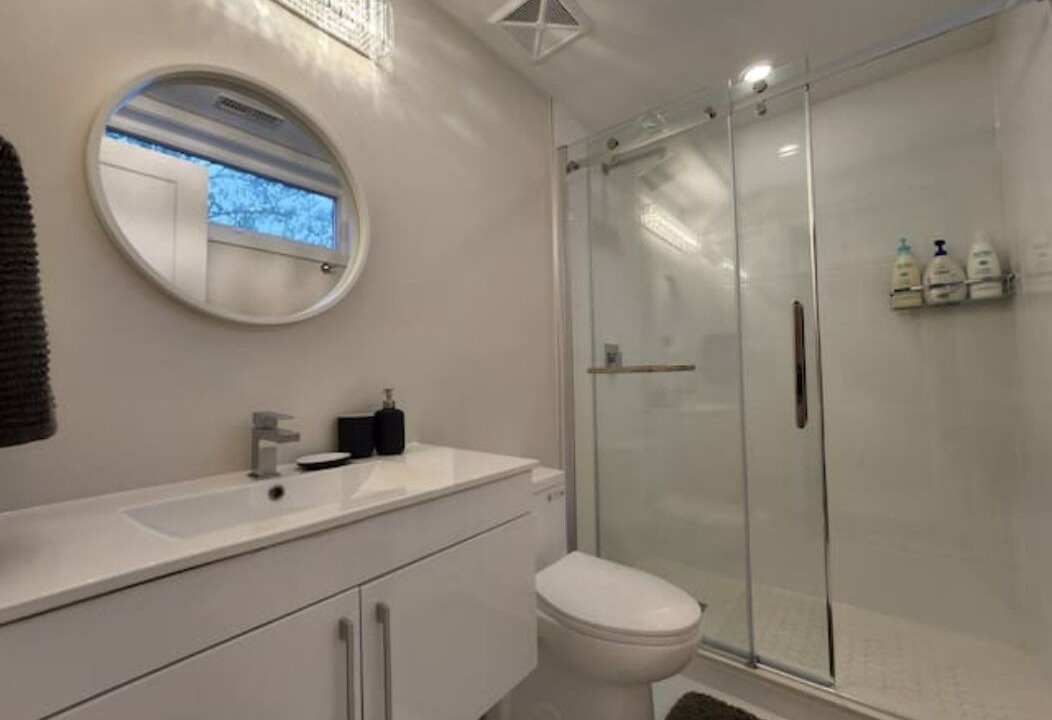Photo of Bathroom in Niagara Falls