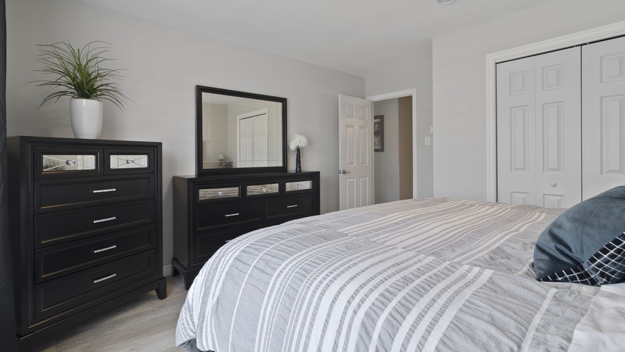 Photo of Bedroom in Terra Nova