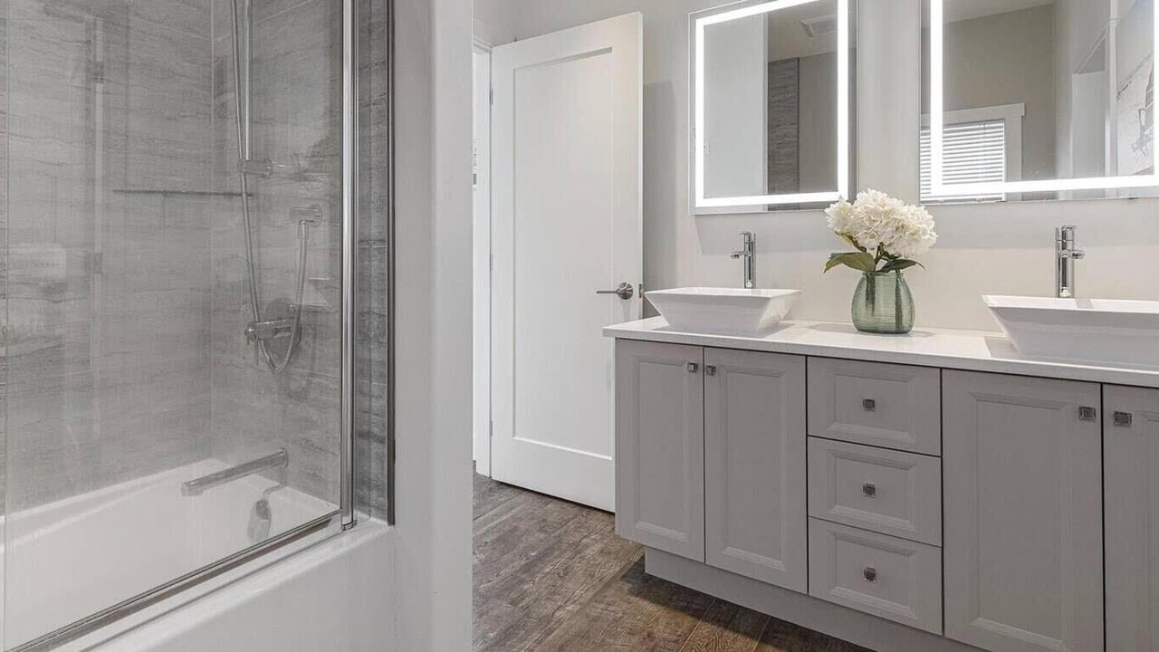 Photo of Bathroom in Rossmore