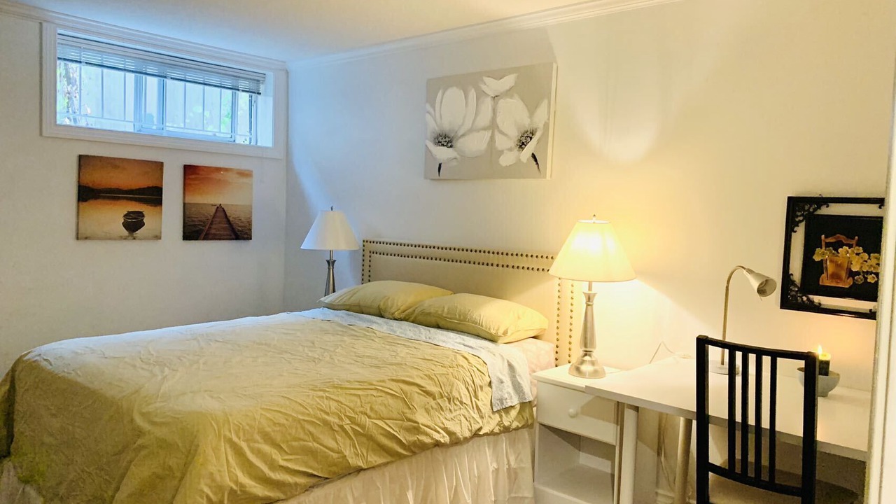 Photo of Bedroom in Oakridge