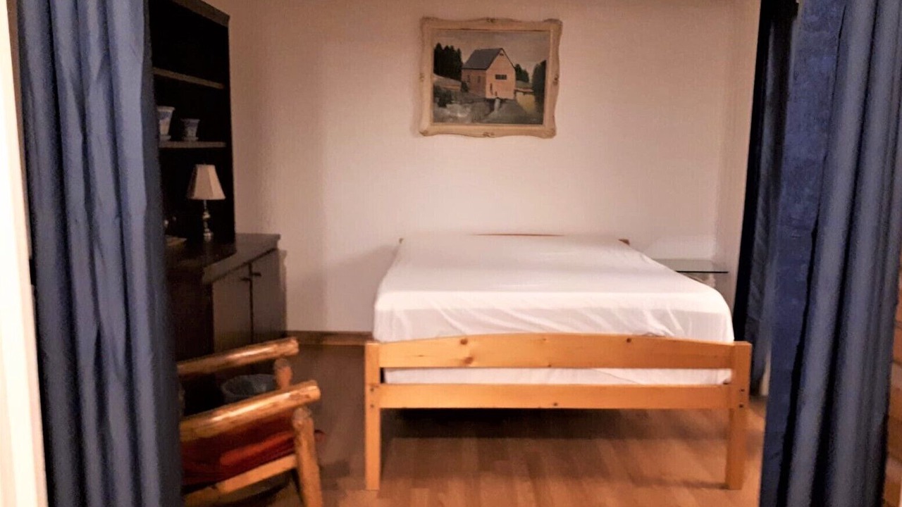 Photo of Bedroom in Lake of Bays