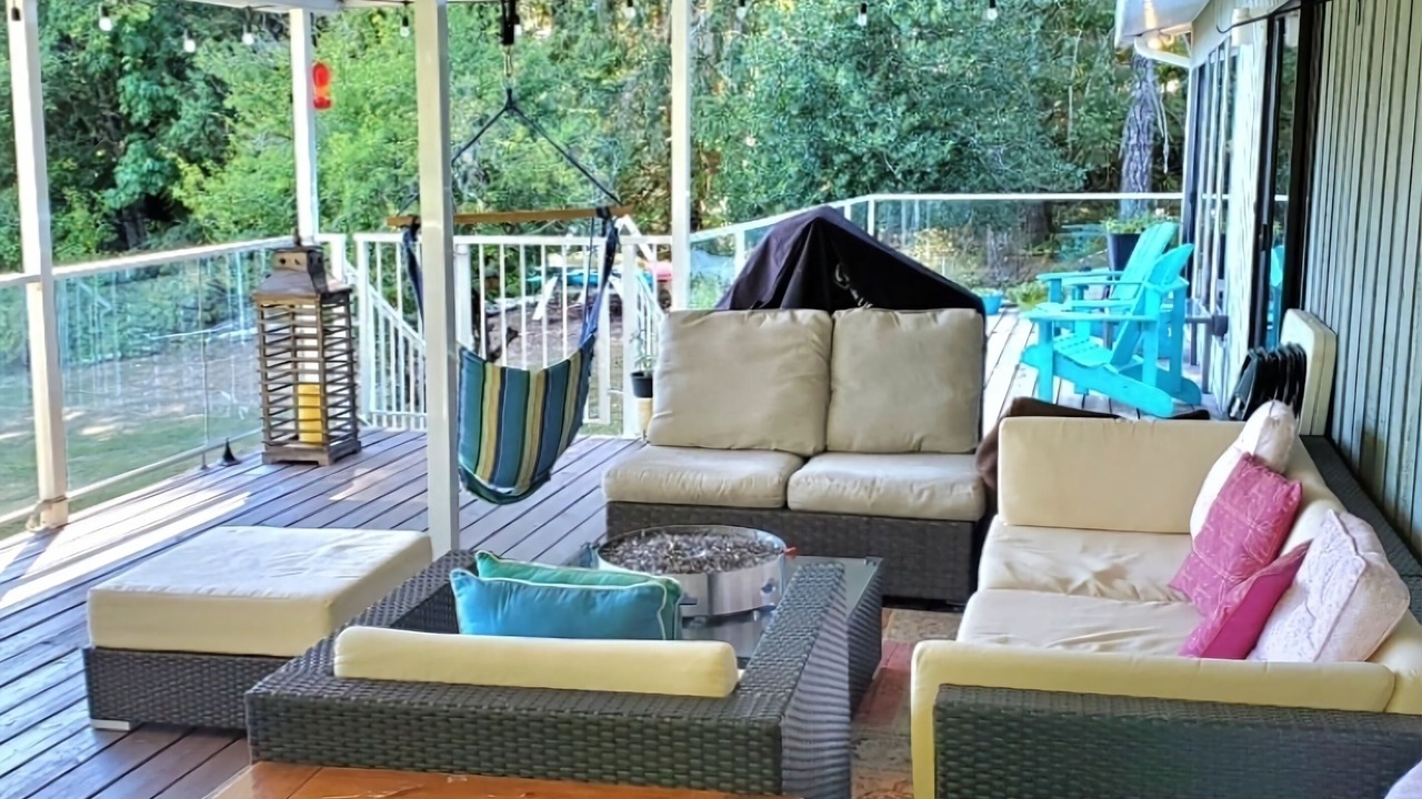 Photo of Patio Balcony in Port Alberni