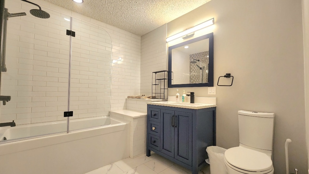 Photo of Bathroom in Port Alberni