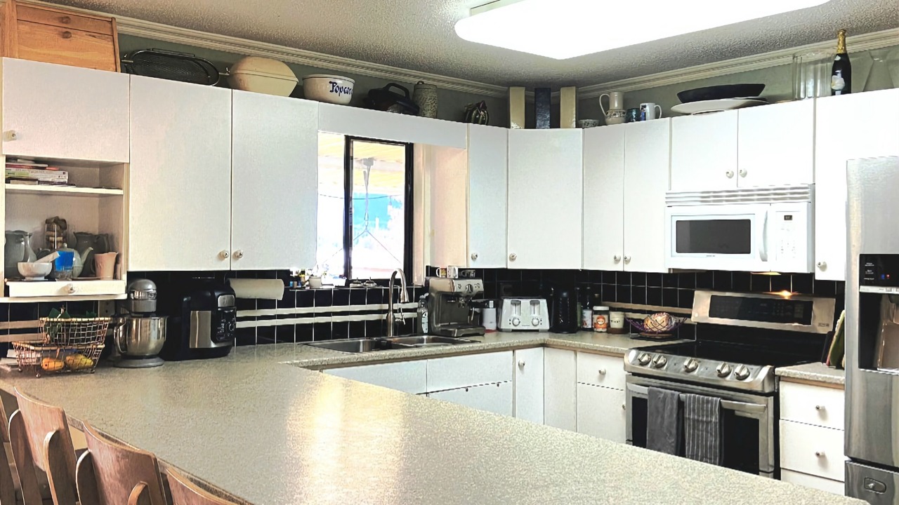 Photo of Kitchen in Port Alberni