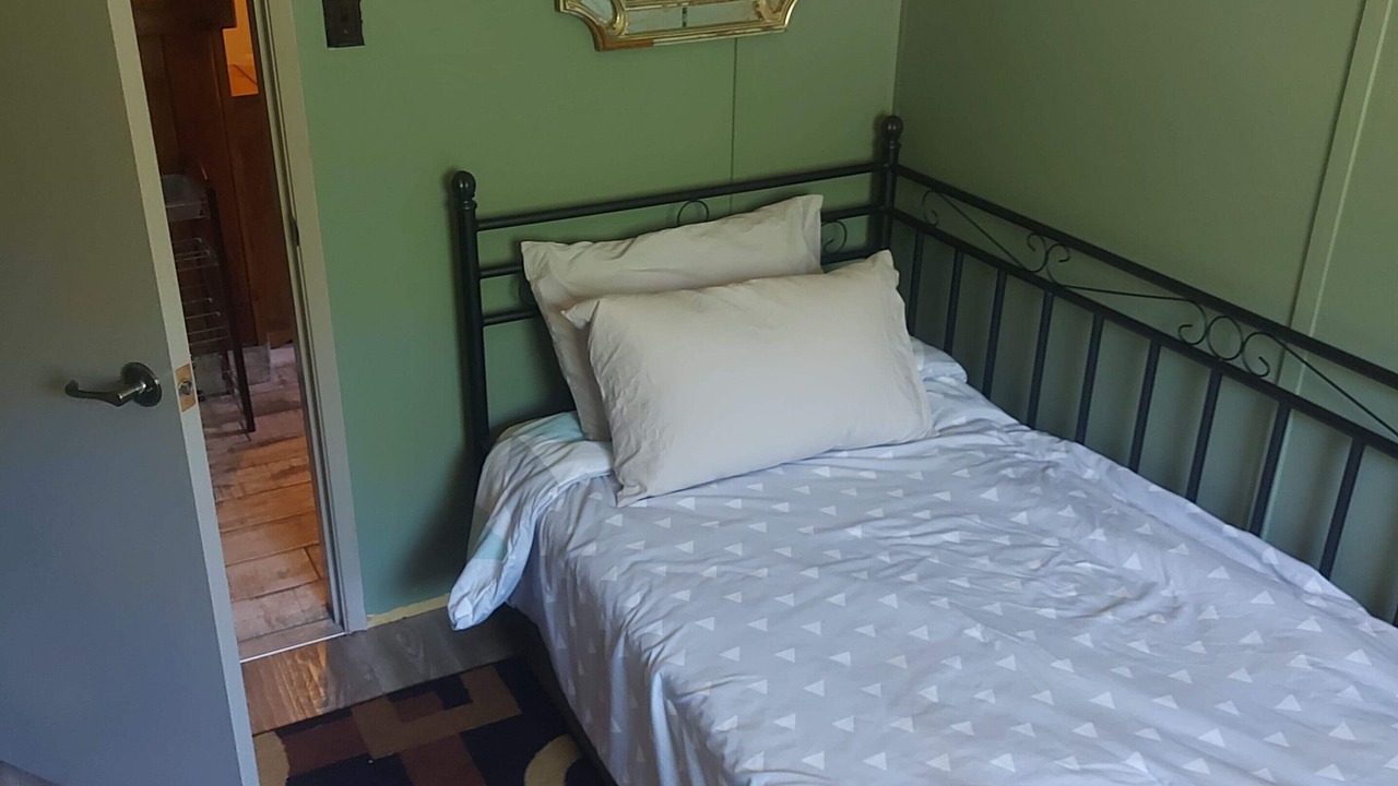 Photo of Bedroom in Markerville