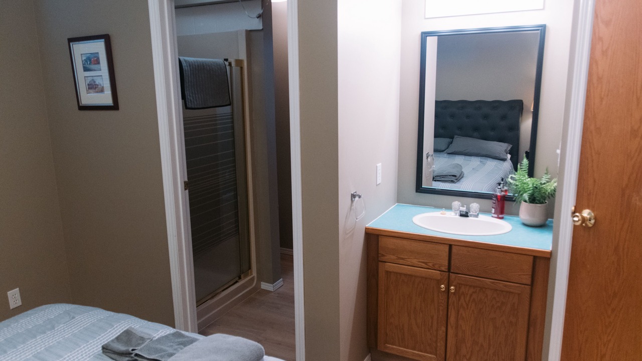 Photo of Bedroom in Red Deer