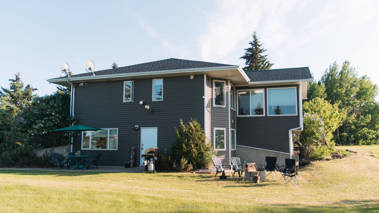 Photo of Outdoor in Red Deer