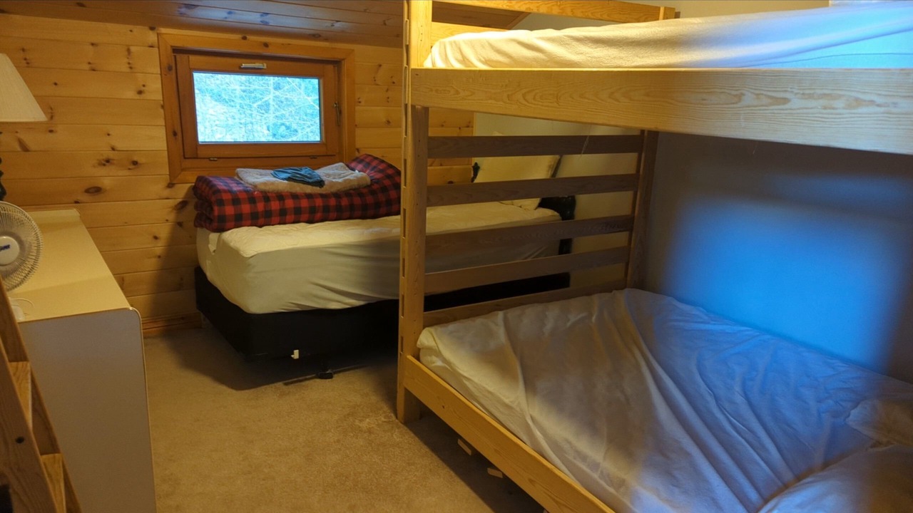 Photo of Bedroom in Trent Lakes