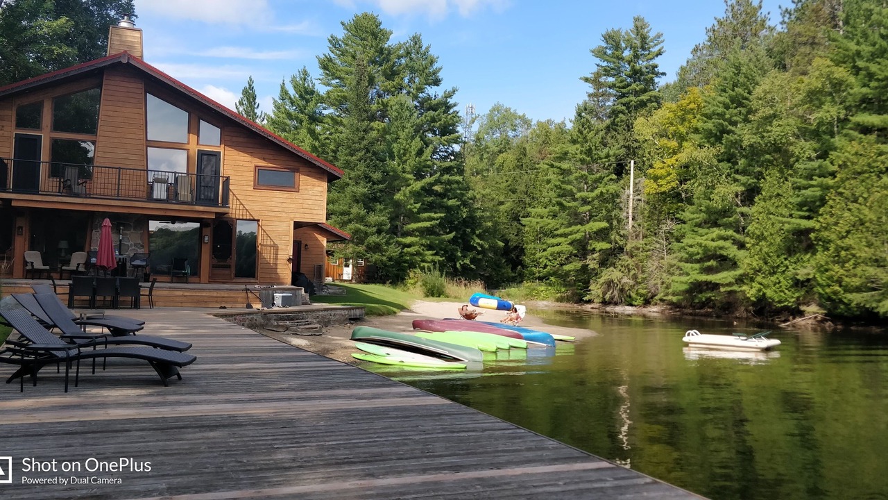 Photo of Patio Balcony in Trent Lakes
