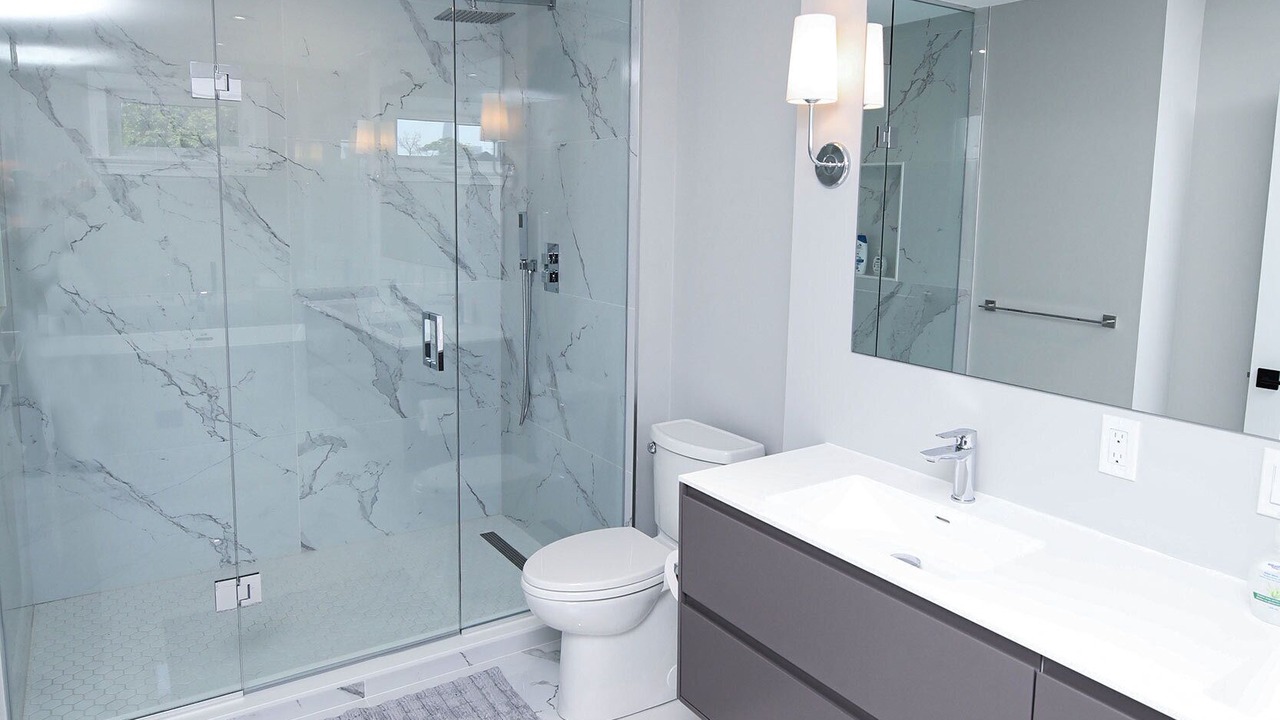 Photo of Bathroom in Beaconsfield Village