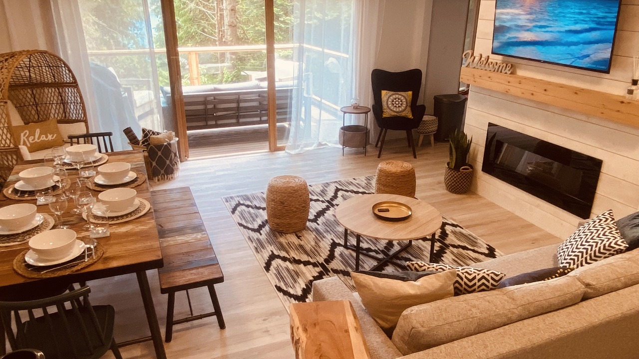 Photo of Livingroom in Halfmoon Bay