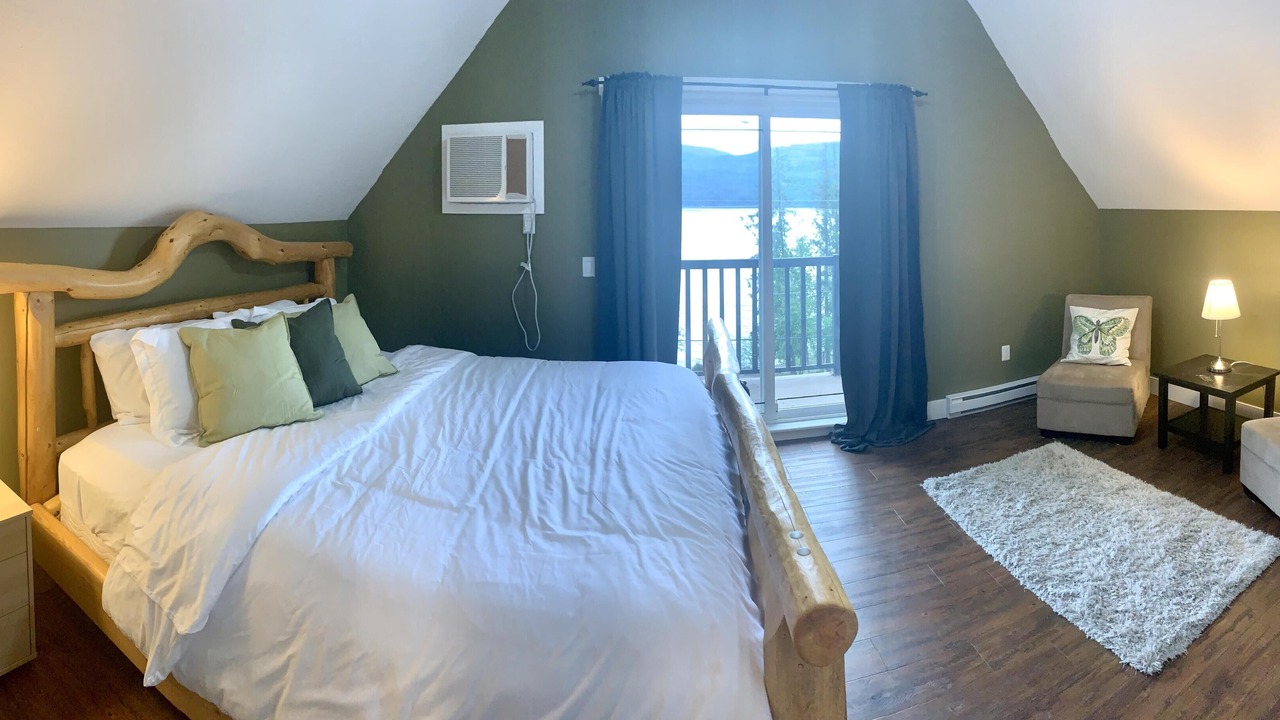 Photo of Bedroom in Anglemont