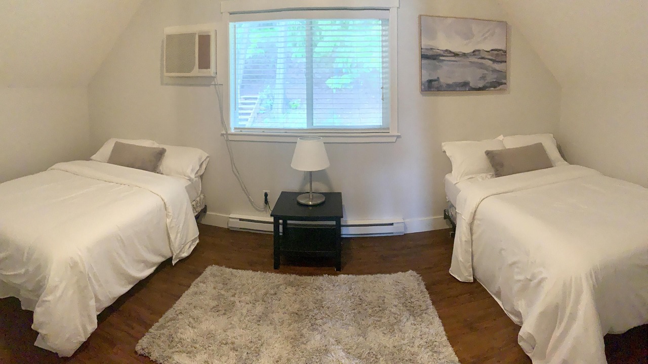 Photo of Bedroom in Anglemont