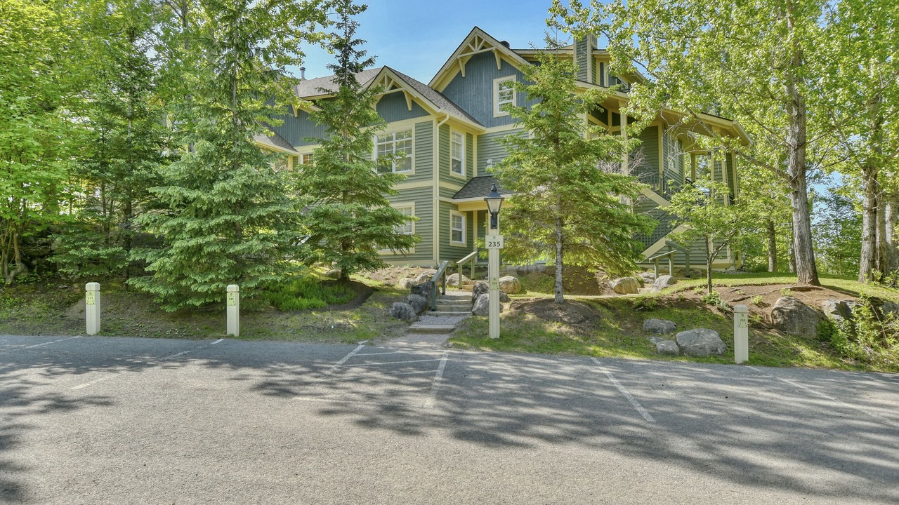Photo of Outdoor in Tremblant-Les-Eaux