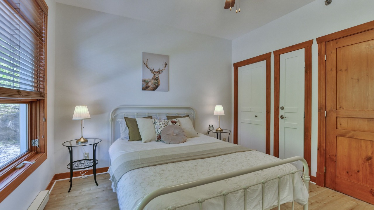 Photo of Bedroom in Tremblant-Les-Eaux
