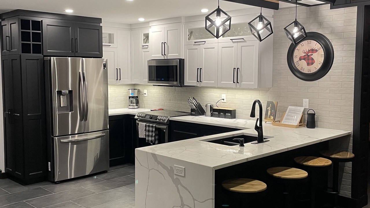 Photo of Kitchen in Les Collines-de-l'Outaouais Regional County Municipality