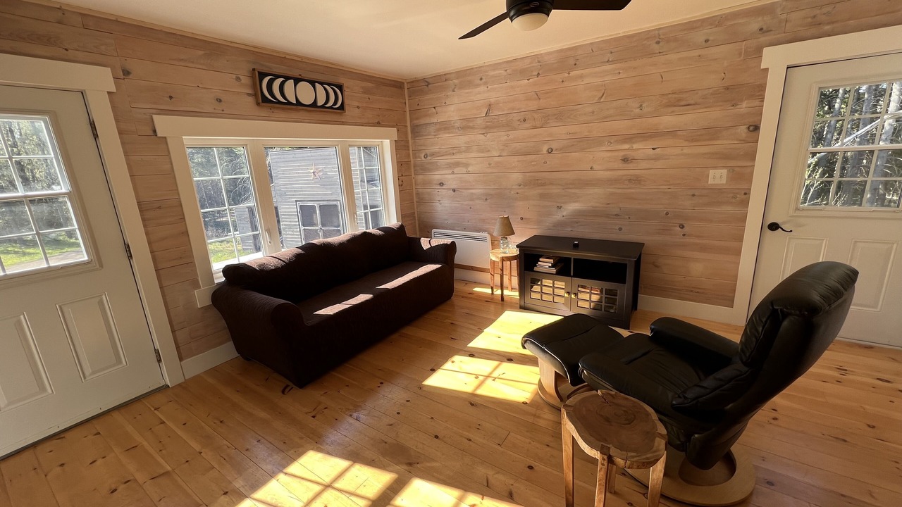 Photo of Livingroom in Lakeside