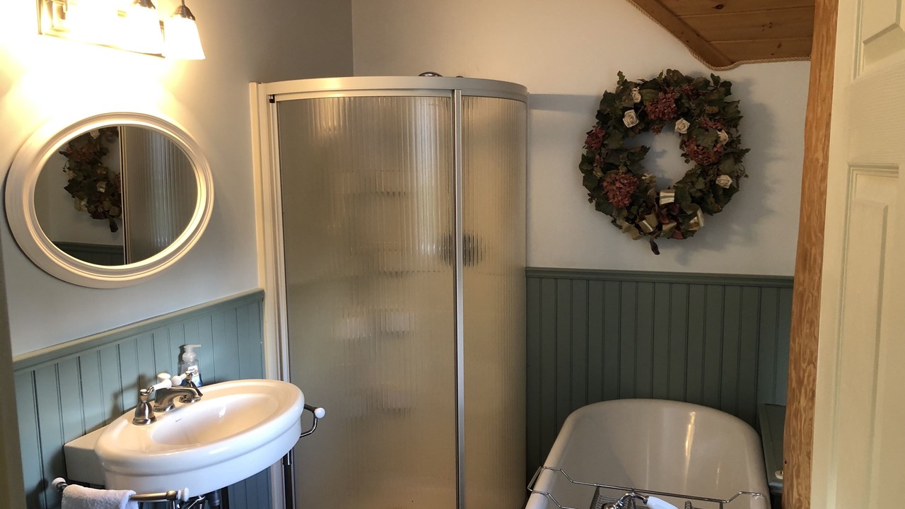 Photo of Bathroom in Logan Lake
