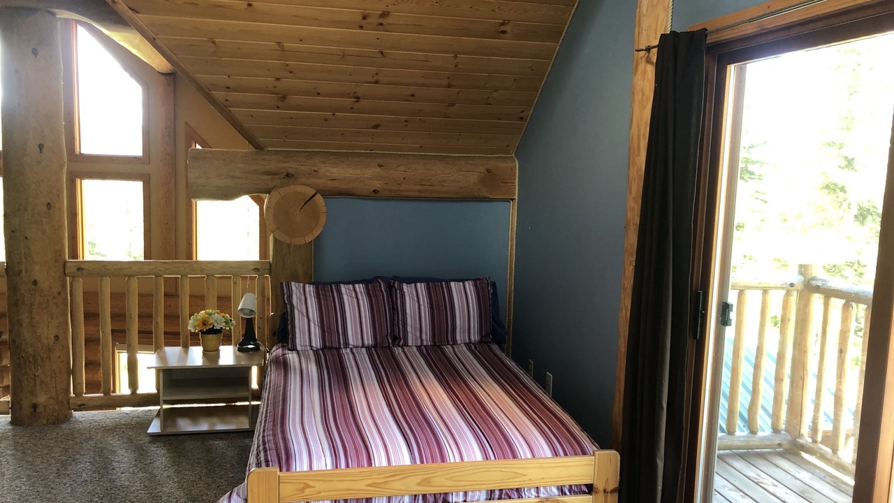 Photo of Bedroom in Logan Lake