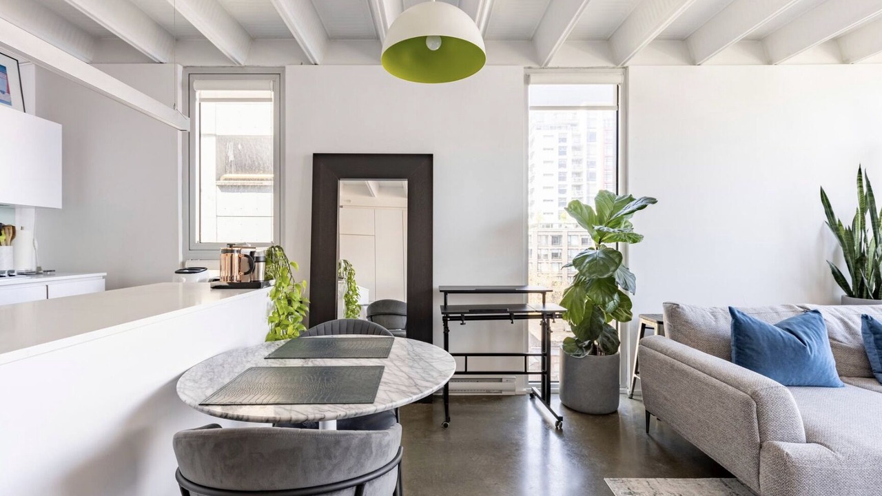 Photo of Livingroom in Chinatown