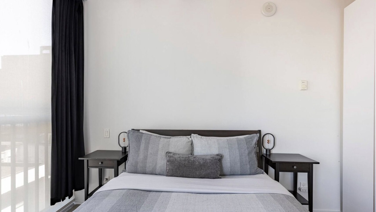 Photo of Bedroom in Chinatown