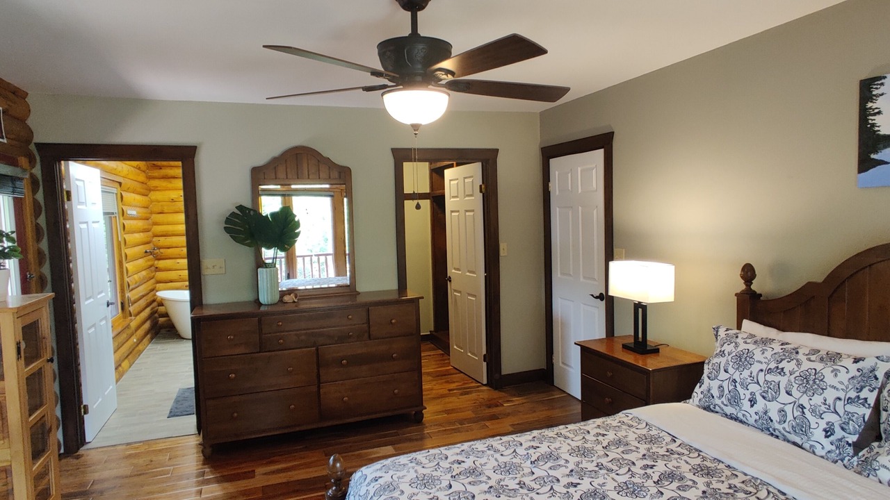 Photo of Bedroom in Northern Bruce Peninsula