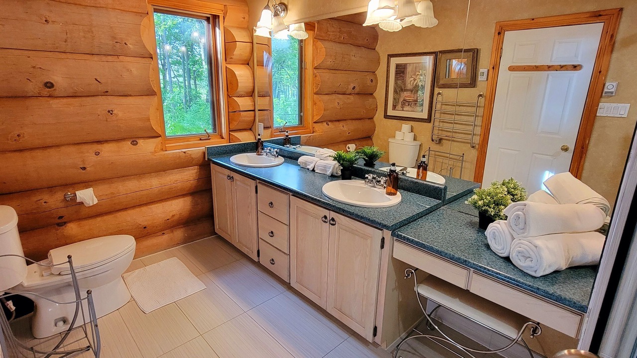 Photo of Bathroom in Beckwith