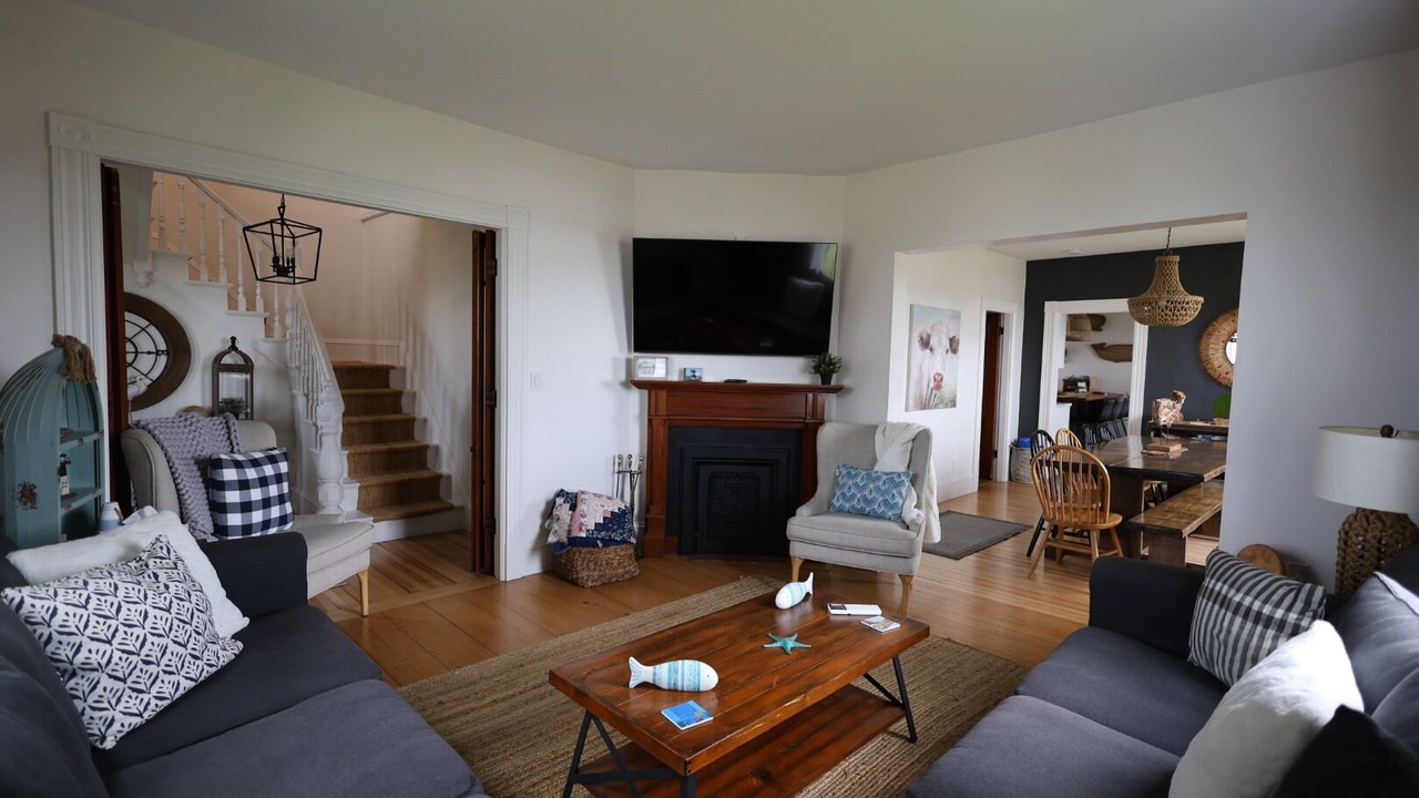 Photo of Livingroom in Belliveaus Cove
