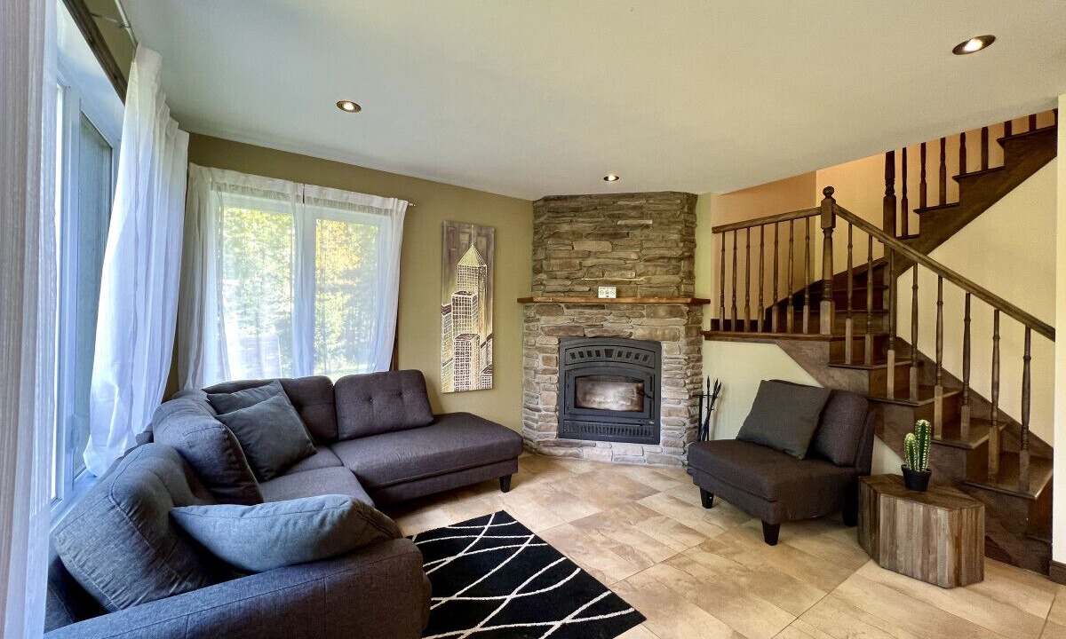 Photo of Livingroom in Saint-Gabriel-de-Valcartier