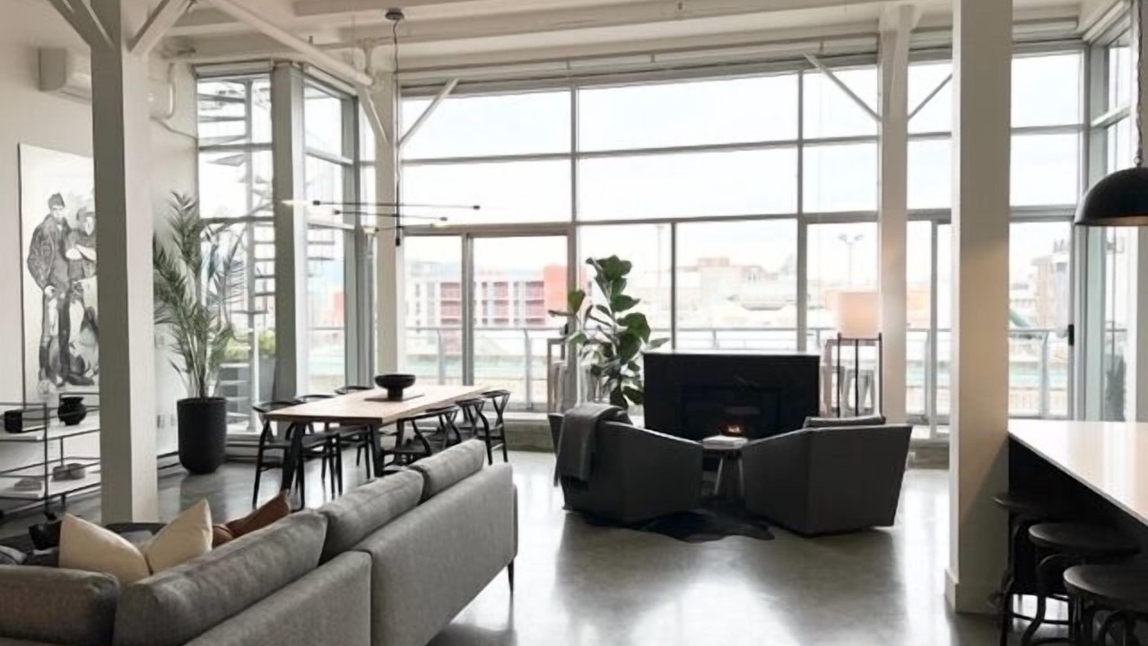 Photo of Livingroom in Gastown