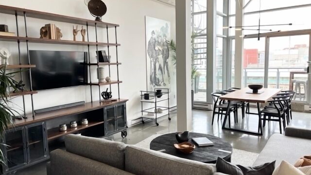 Photo of Livingroom in Gastown