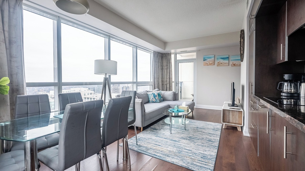 Photo of Livingroom in Willowdale