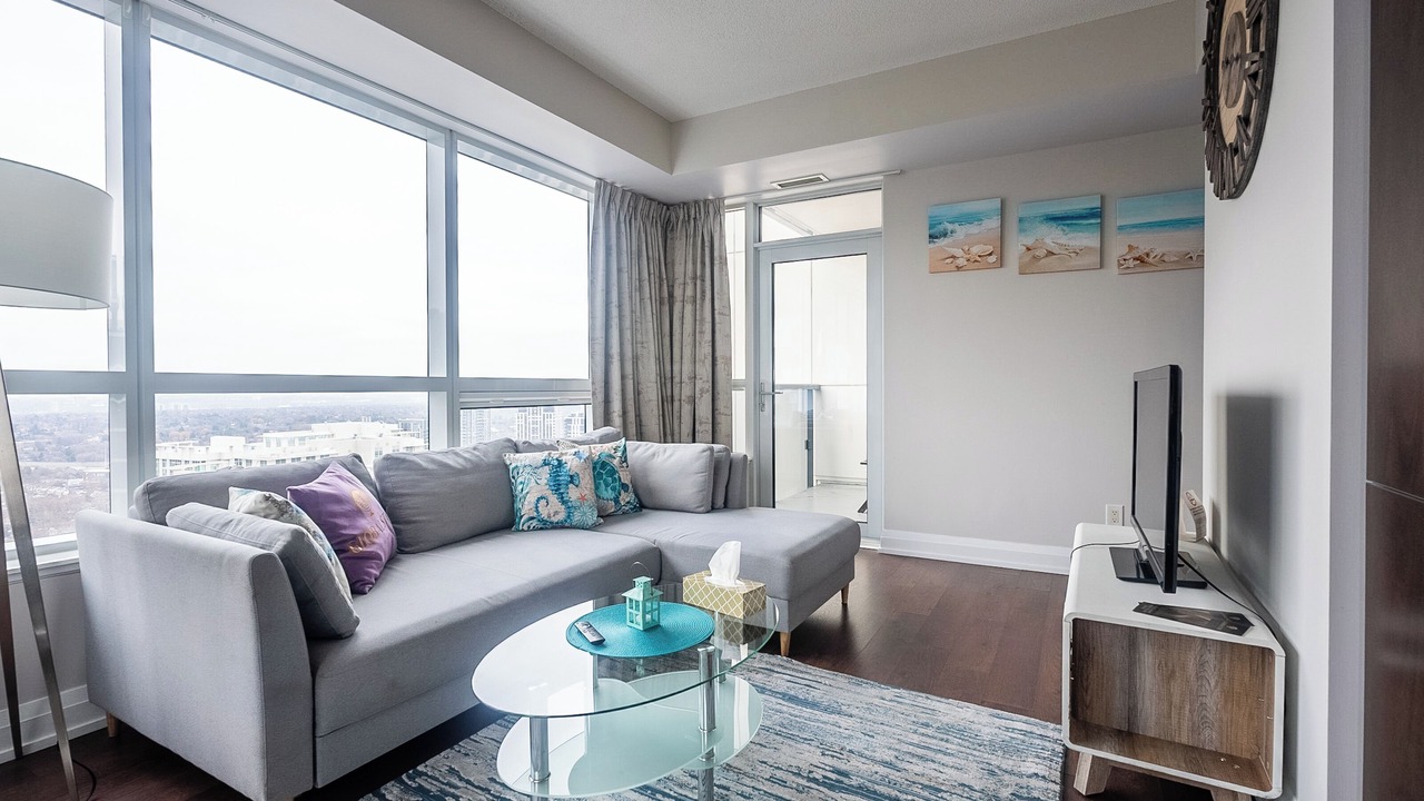 Photo of Livingroom in Willowdale