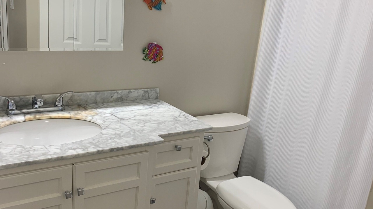 Photo of Bathroom in Gimli