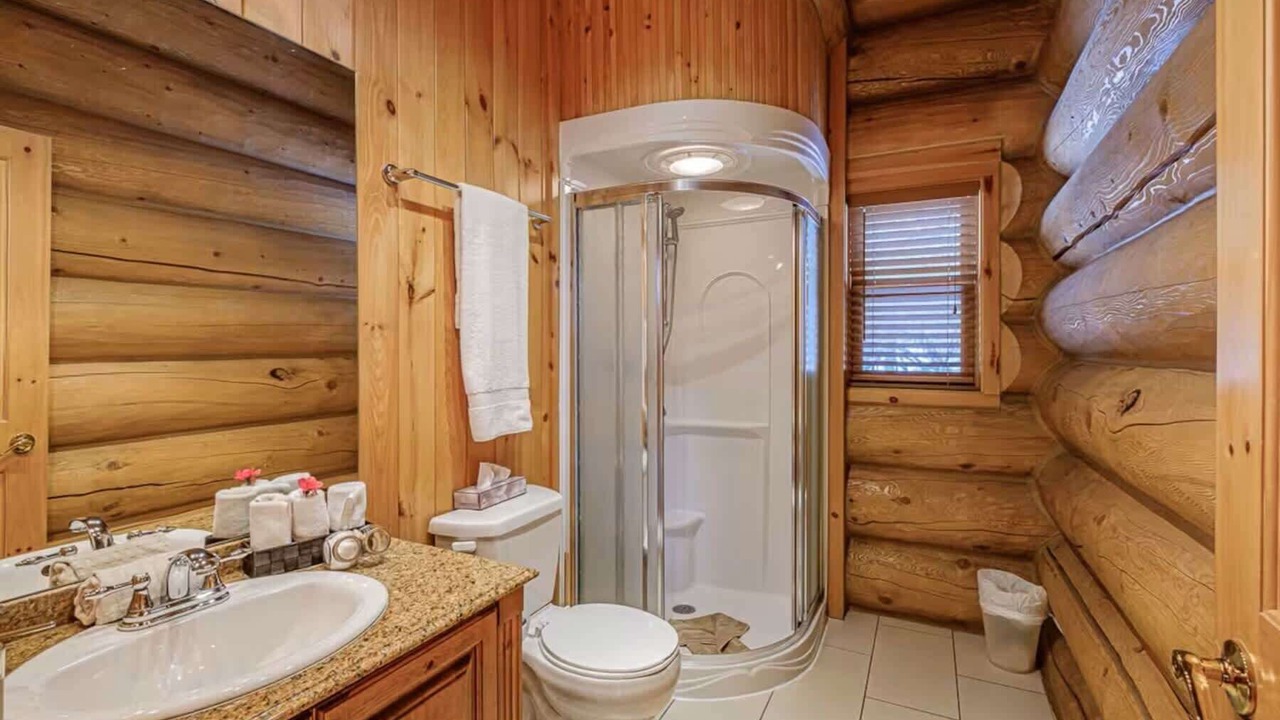 Photo of Bathroom in Fiddler Lake Resort